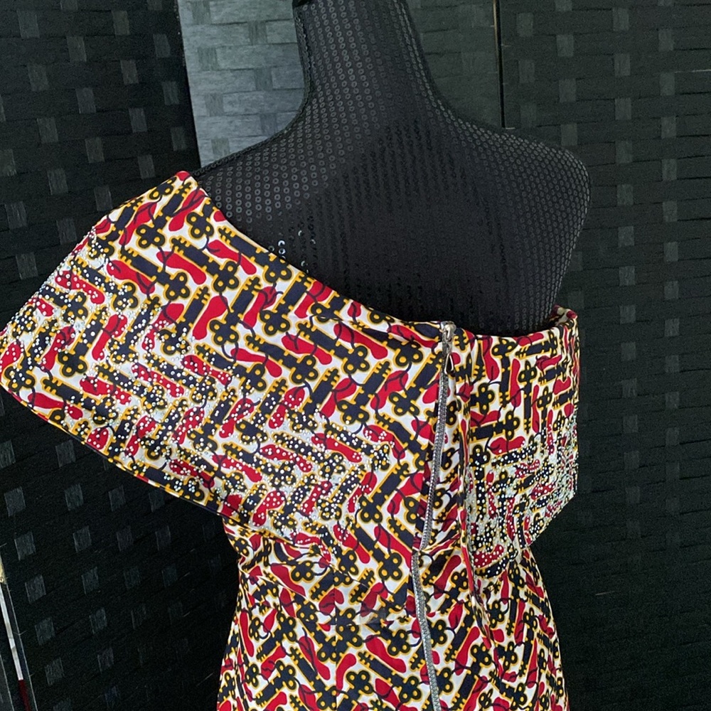 One Shoulder Dress - Picture 12 of 17